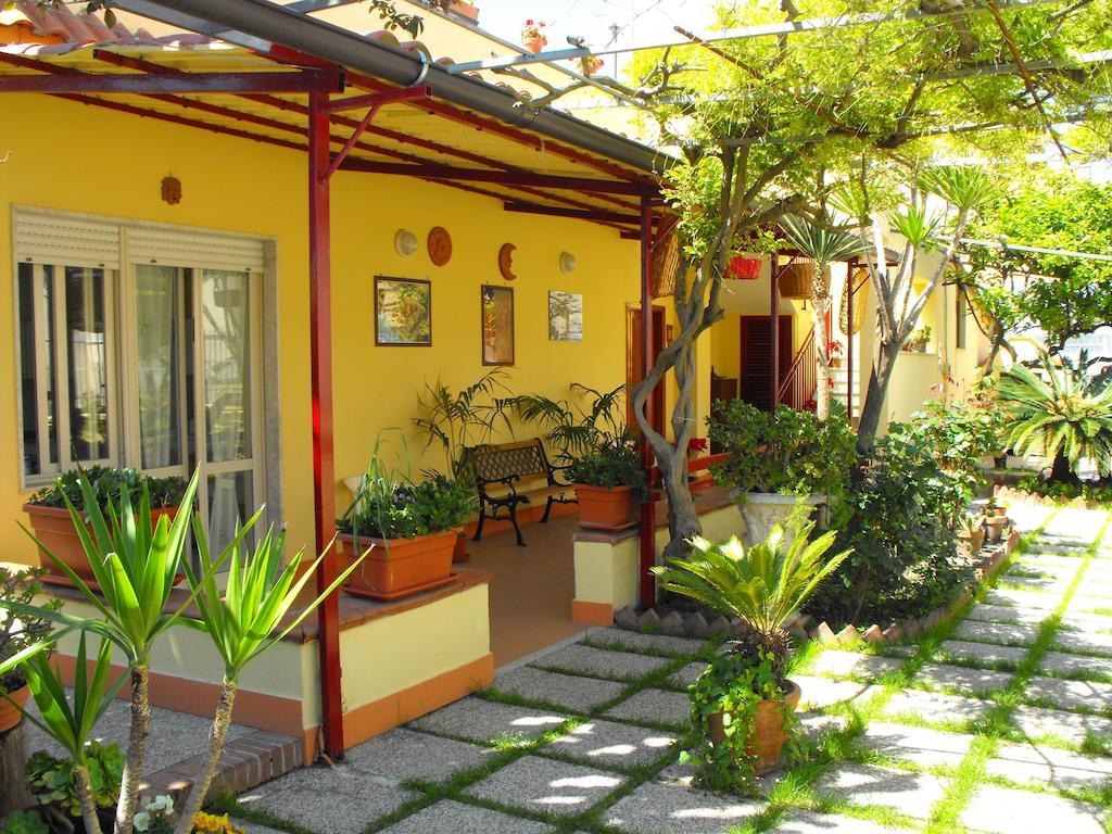 Domus Felix Bed & Breakfast Ercolano Dış mekan fotoğraf